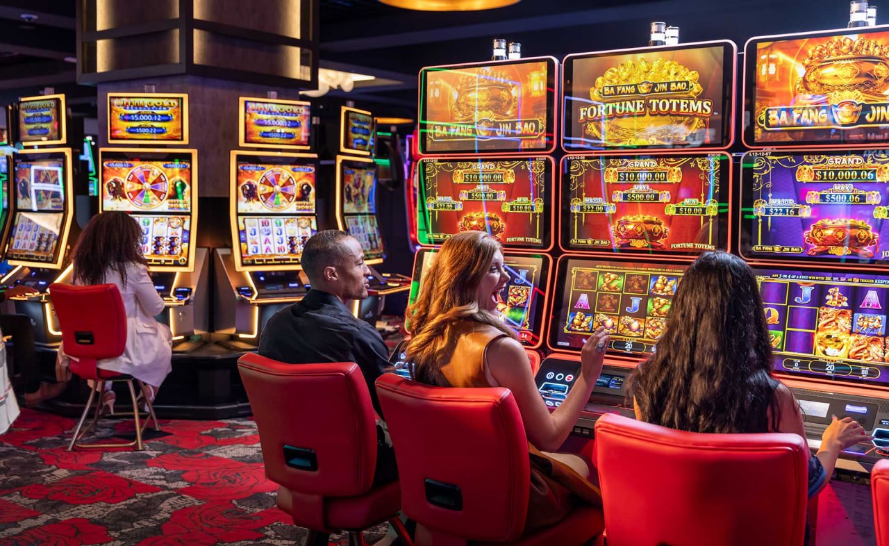 Gem Saviour round cycle showing betting period and outcome announcement